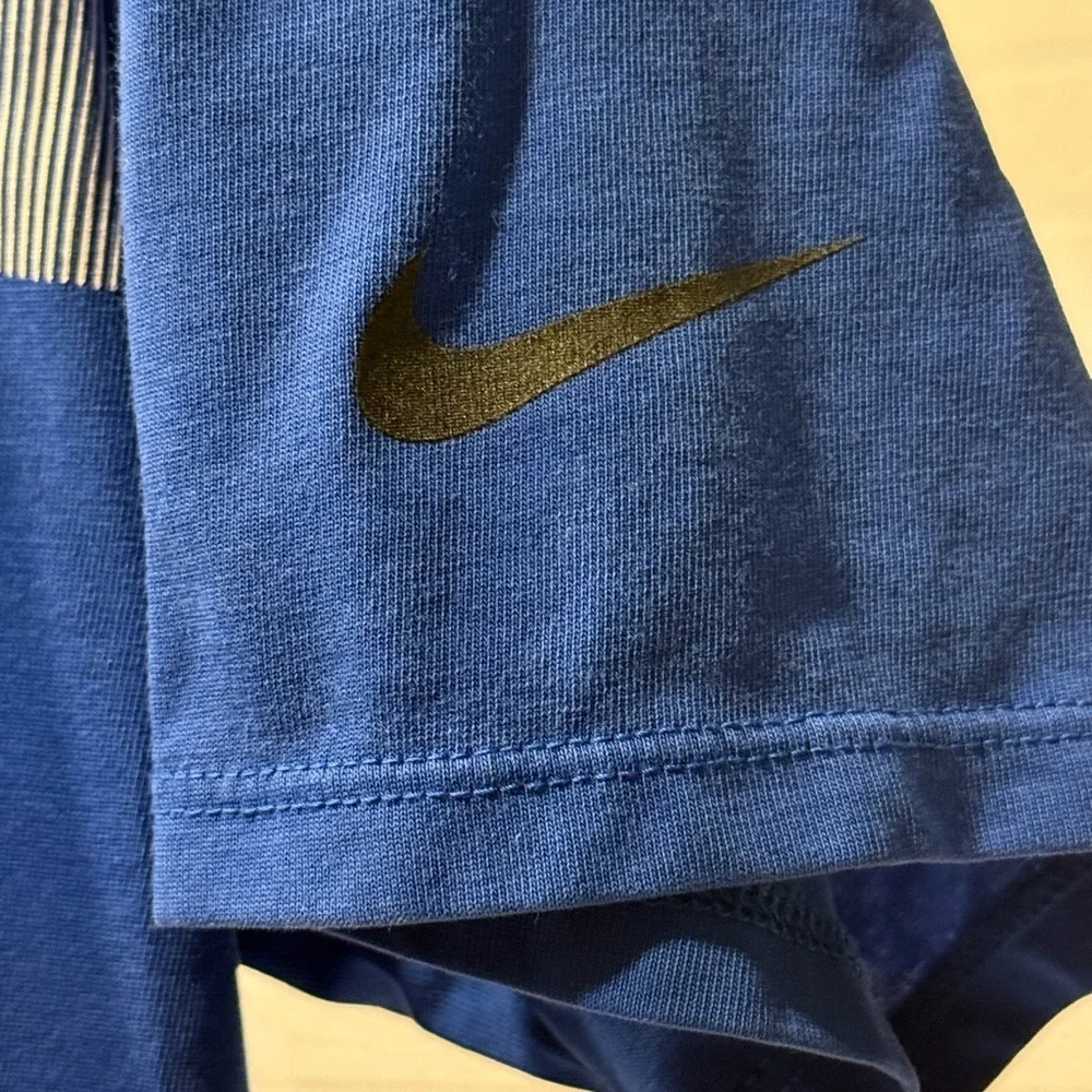 Nike Blue Short Sleeve Tees for Sporty Comfort